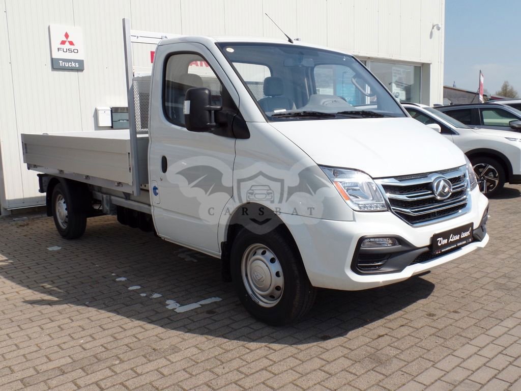 Maxus EV80 2022