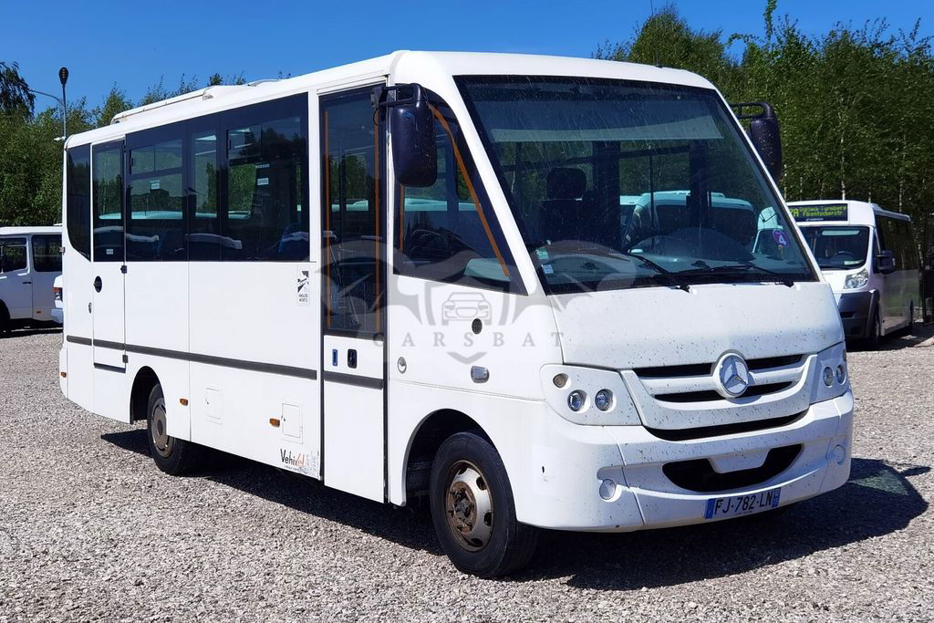 Mercedes-Benz Mediano 2008