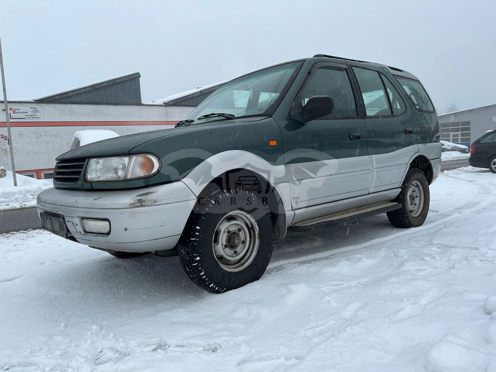 Tata Safari 2003