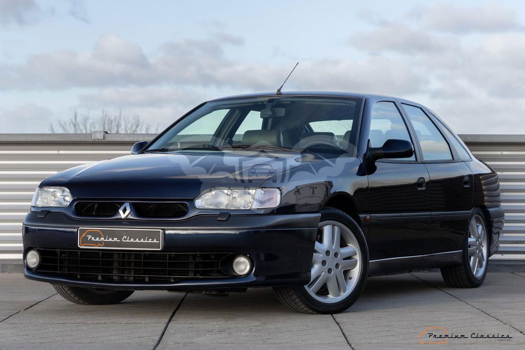 Renault Safrane 1996