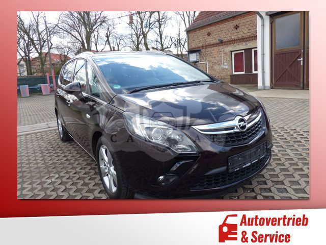 Opel Zafira 2015