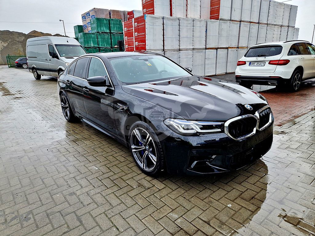 BMW M5 2023