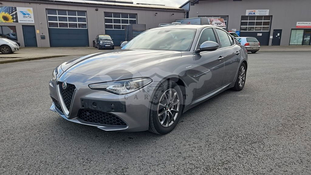 Alfa Romeo Giulia 2021