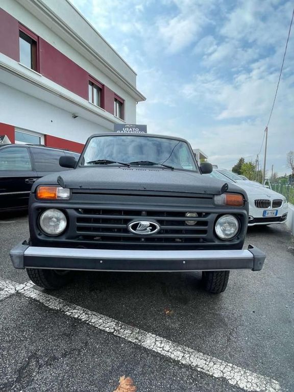 Lada Niva 2016