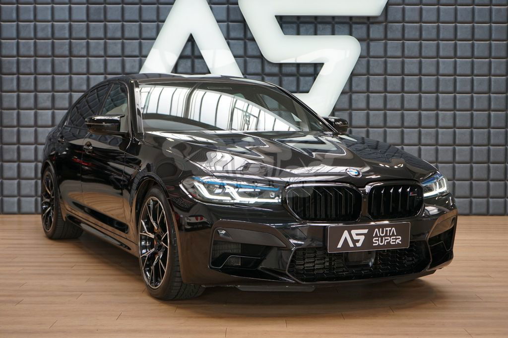 BMW M5 2023