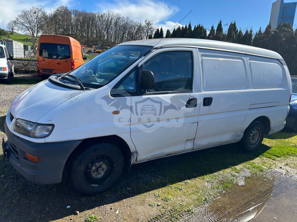 Mitsubishi L400 2000