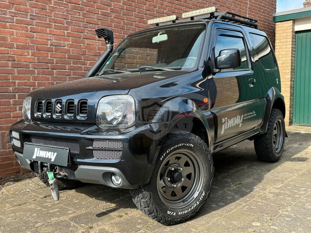 Suzuki Jimny 2011