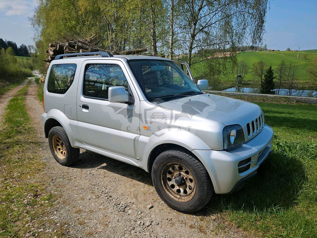 Suzuki Jimny 2011