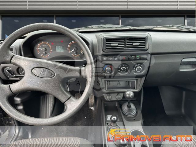 Lada Niva 2023