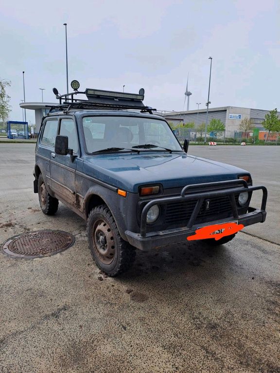 Lada Niva 2003