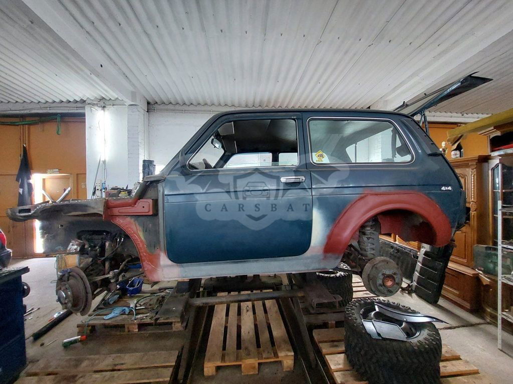 Lada Niva 2004