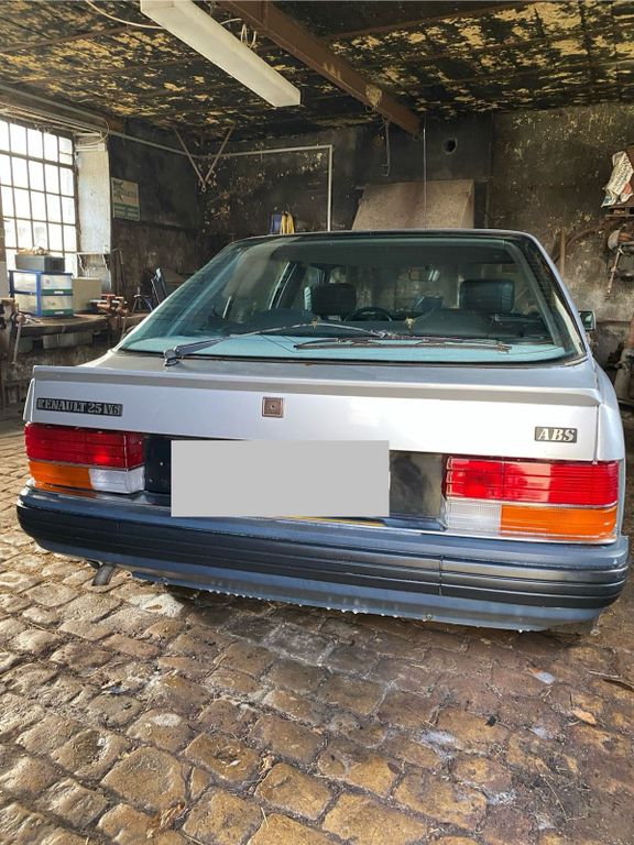 Renault R 25 1984