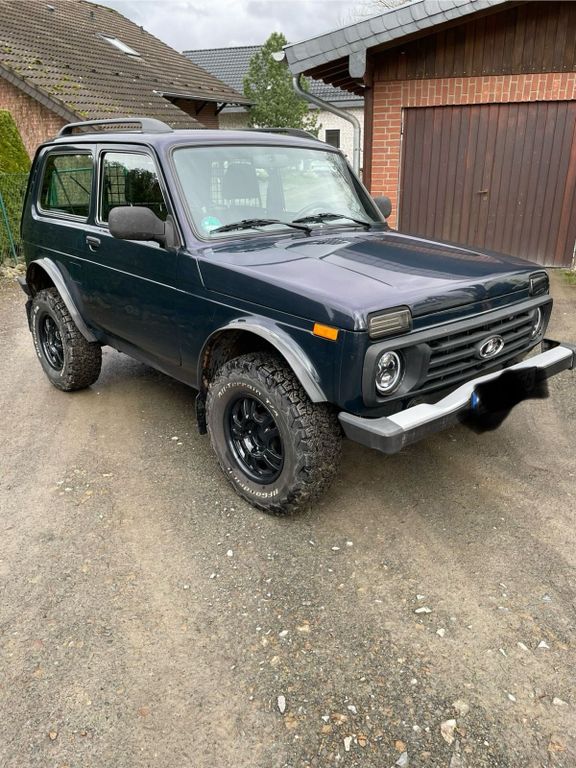 Lada Niva 2017