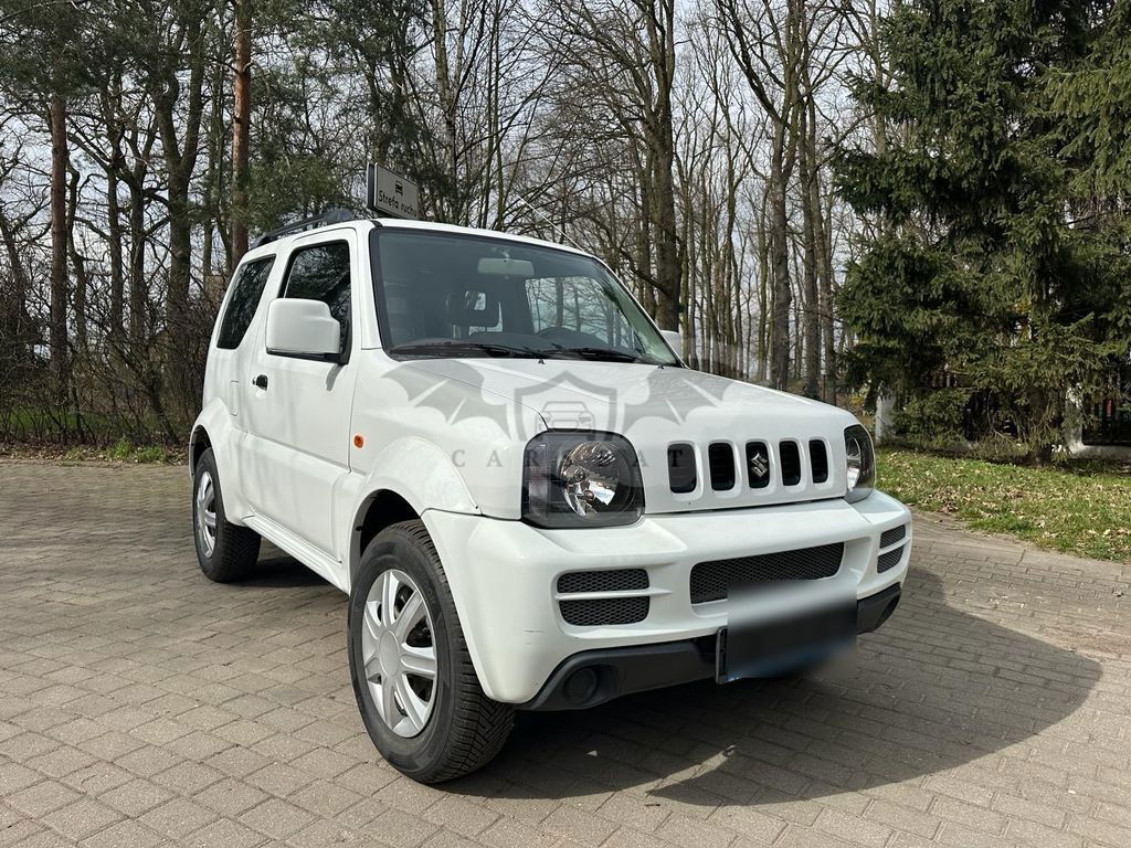 Suzuki Jimny 2011
