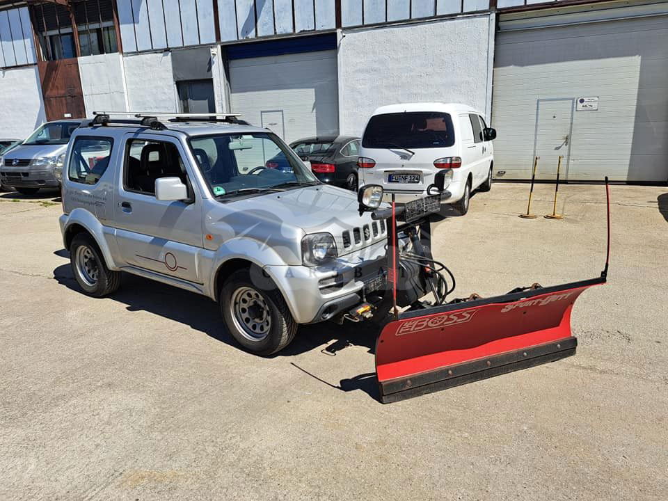 Suzuki Jimny 2011