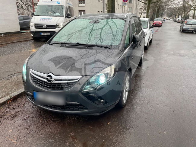 Opel Zafira 2015