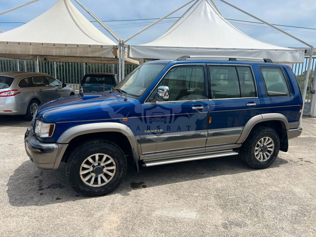 Isuzu Trooper 2001