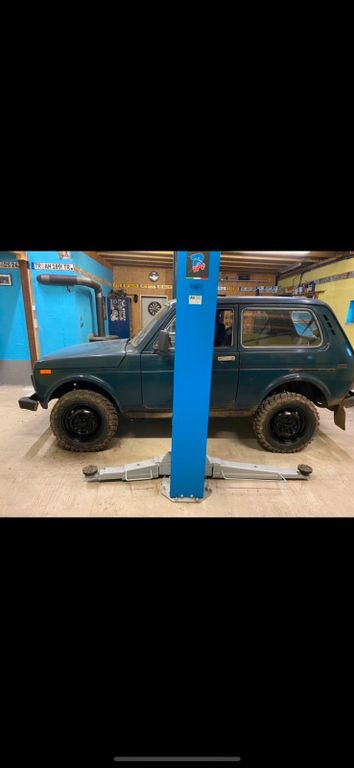 Lada Niva 1996