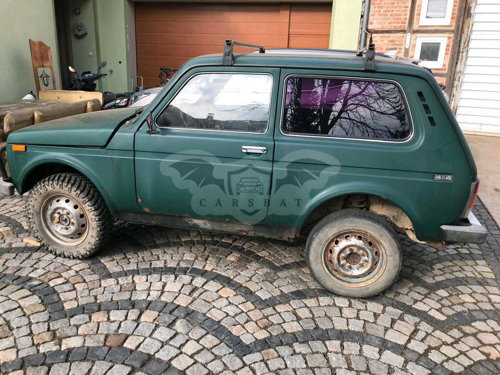 Lada Niva 2000