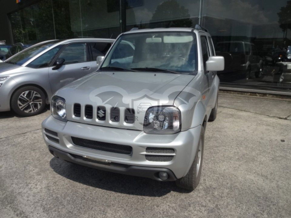 Suzuki Jimny 2011