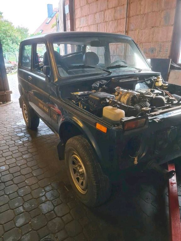 Lada Niva 2004