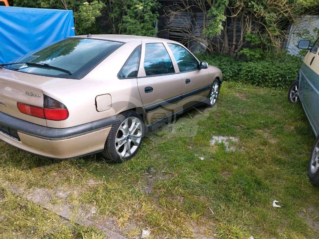 Renault Safrane 1998