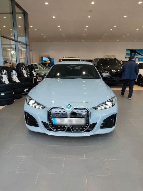 BMW M5 2023