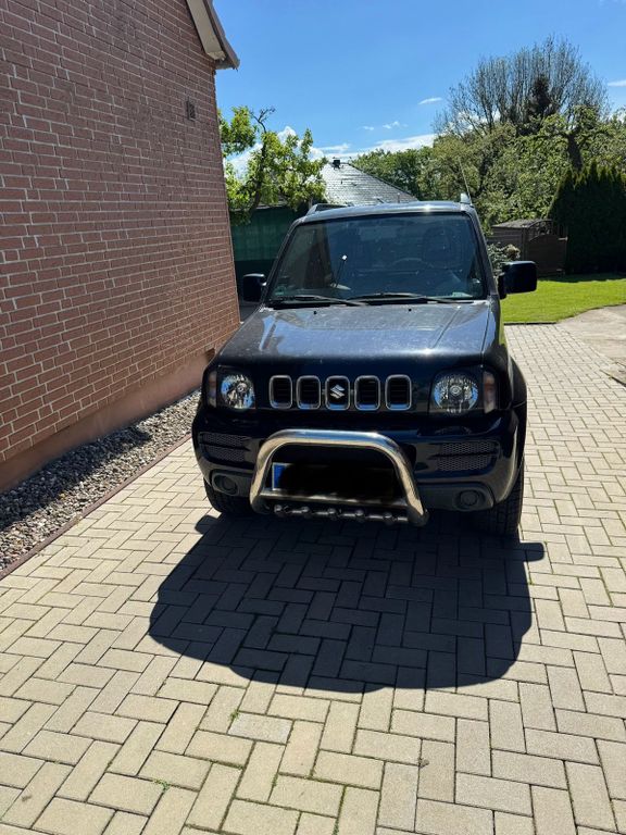 Suzuki Jimny 2011