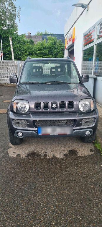 Suzuki Jimny 2011
