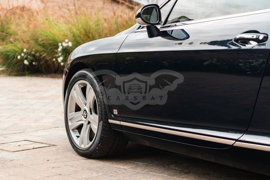 Bentley Continental 2024