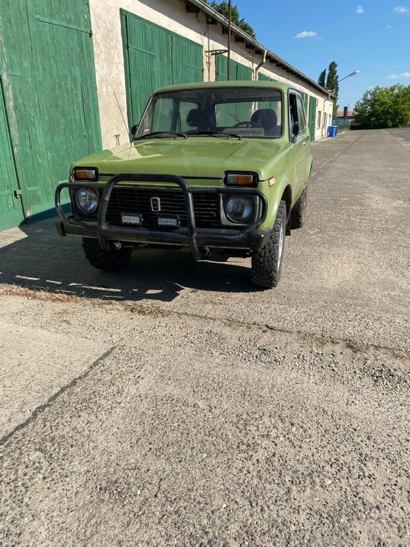 Lada Niva 1998