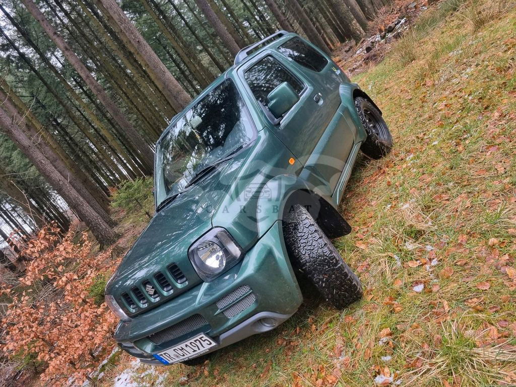 Suzuki Jimny 2011