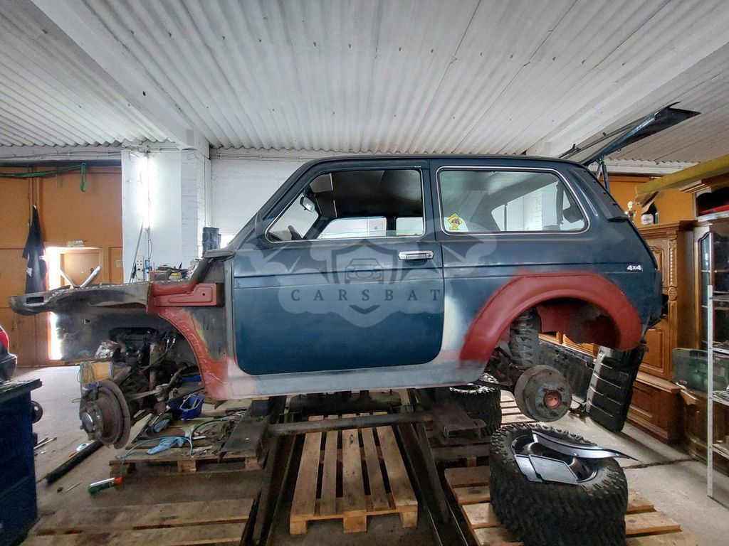 Lada Niva 2004