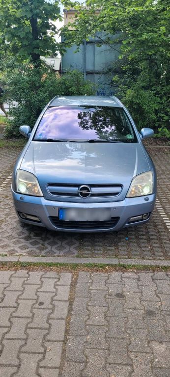 Opel Signum 2001