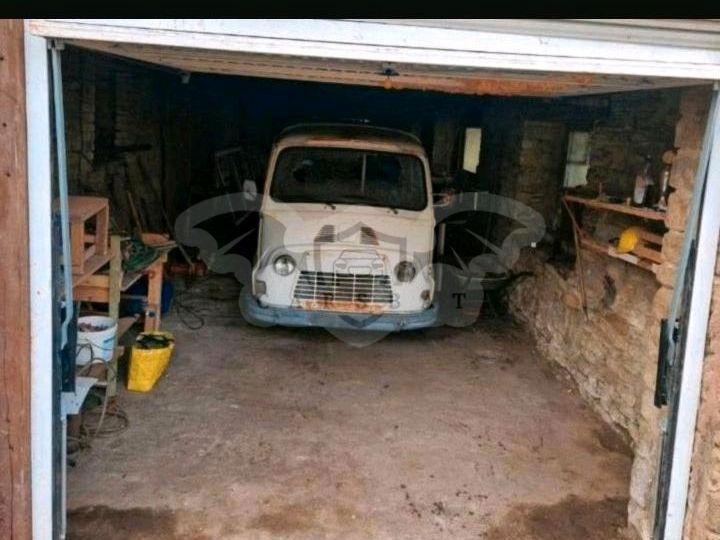 Renault Estafette 2023