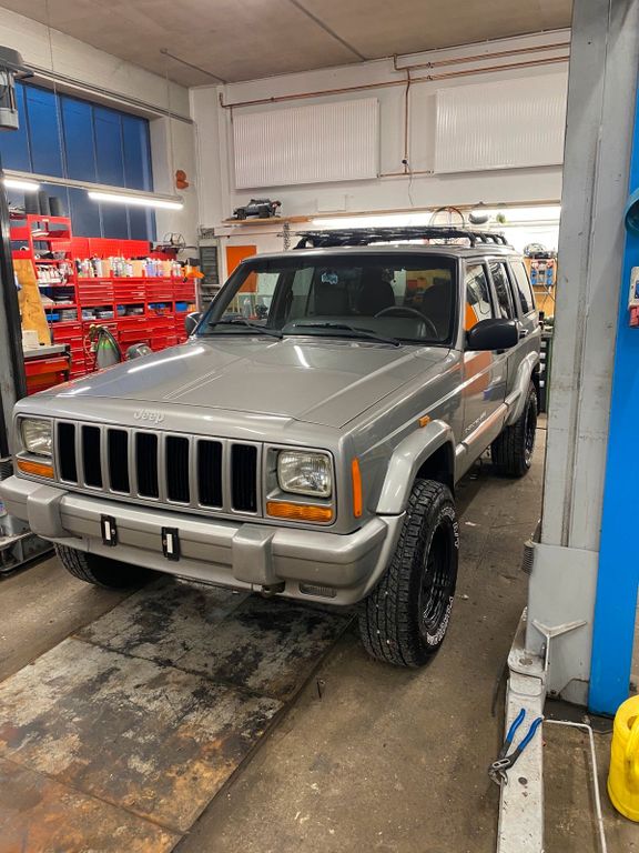 Jeep Cherokee 2000