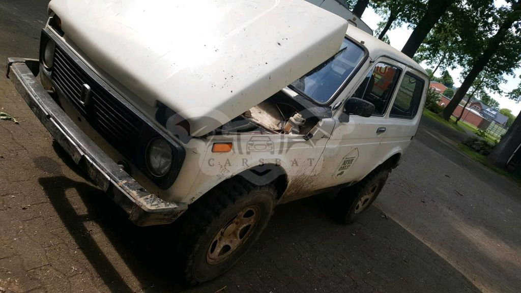 Lada Niva 1998
