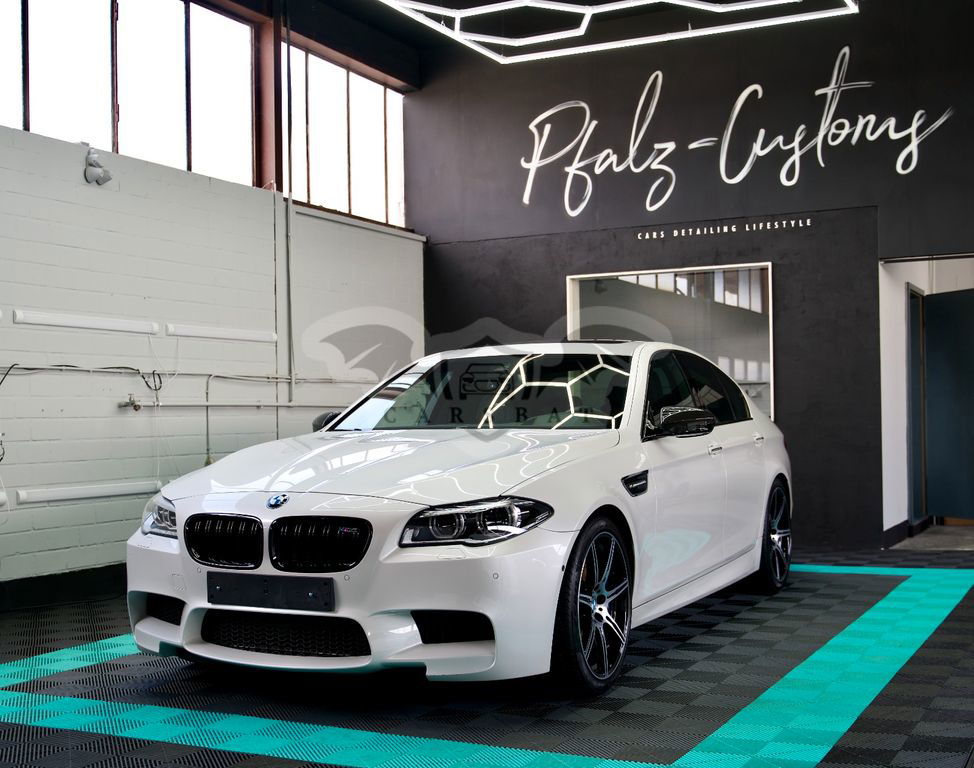 BMW M5 2016