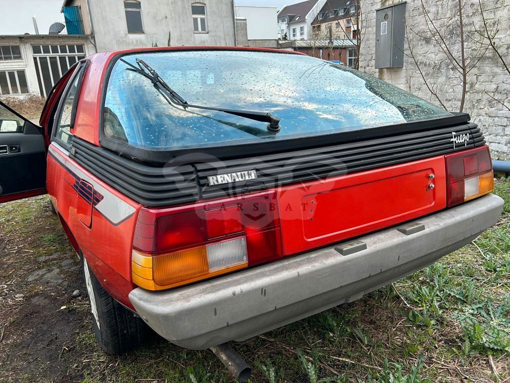 Renault Fuego 1983