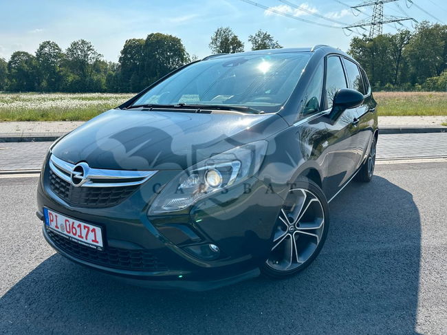 Opel Zafira 2015
