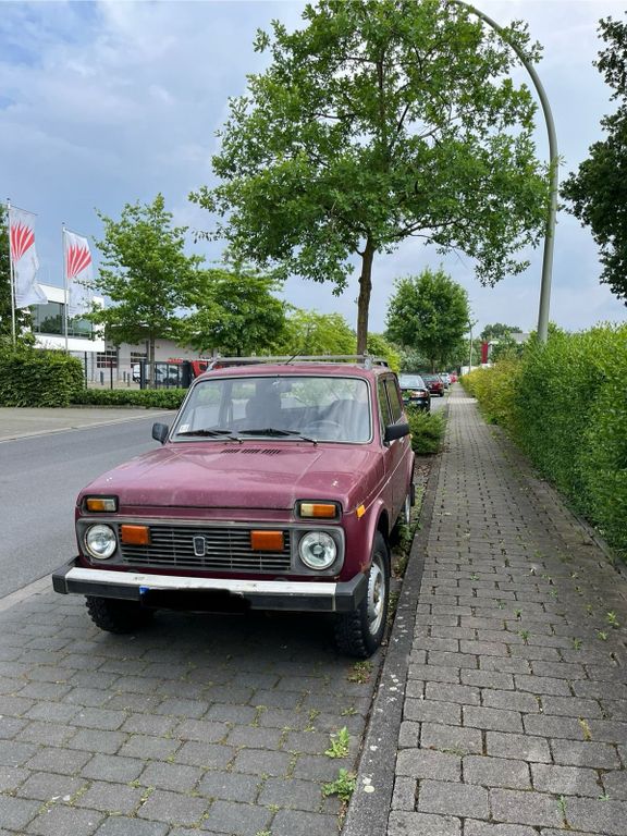 Lada Niva 1996