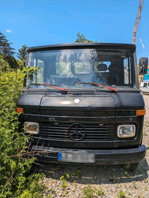 Mercedes-Benz T2 1974