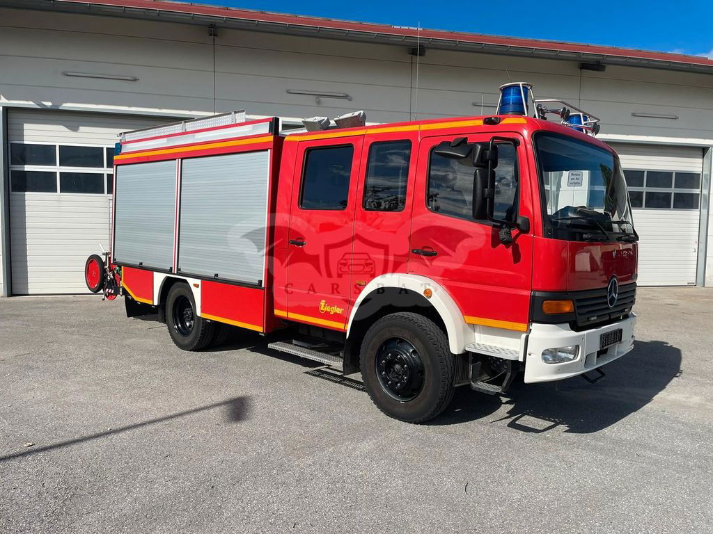Mercedes-Benz NG 2004