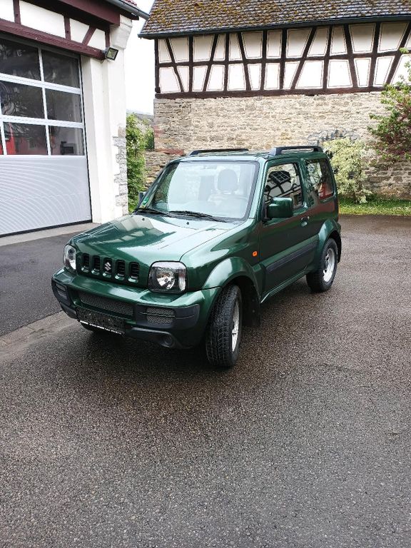 Suzuki Jimny 2011