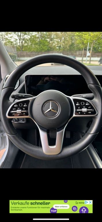 Mercedes-Benz 190 2020