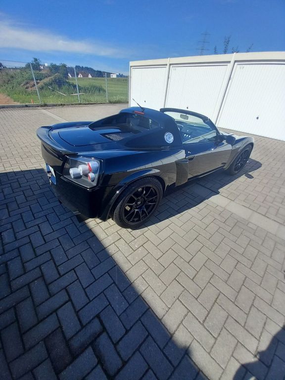 Opel Speedster 2001