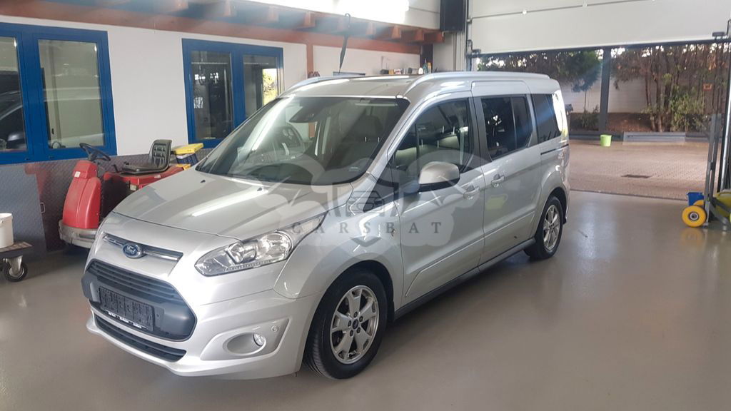 Ford Grand Tourneo 2017