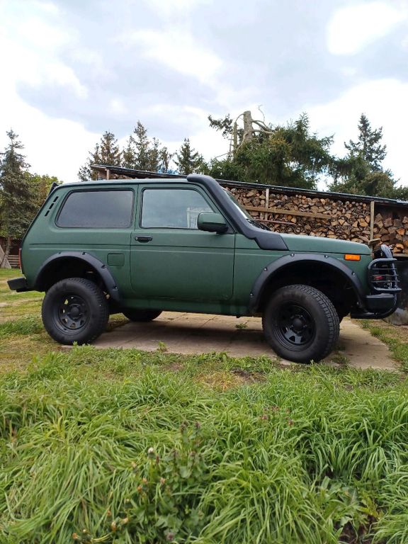 Lada Niva 2012