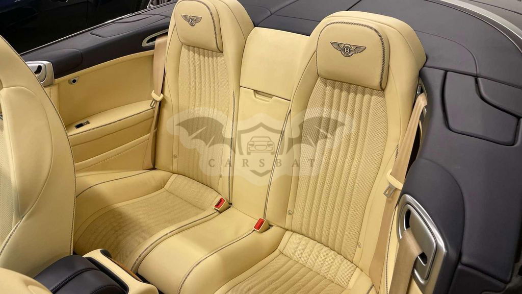 Bentley Continental 2016