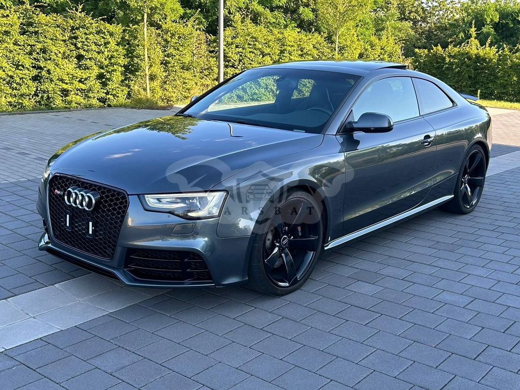 Audi RS5 2013